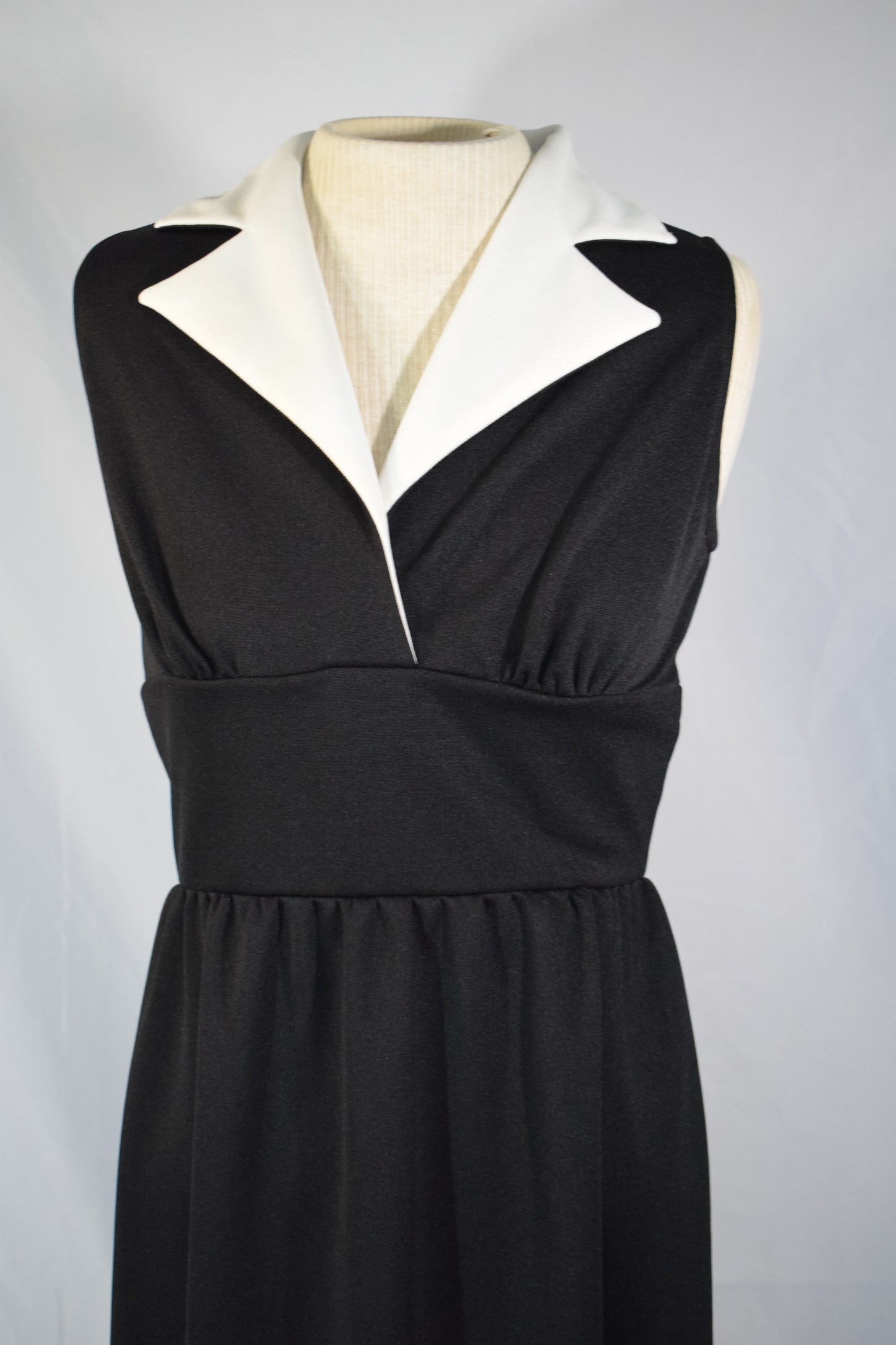 1960s dress with white collar- Lori Jrs. Ltd.