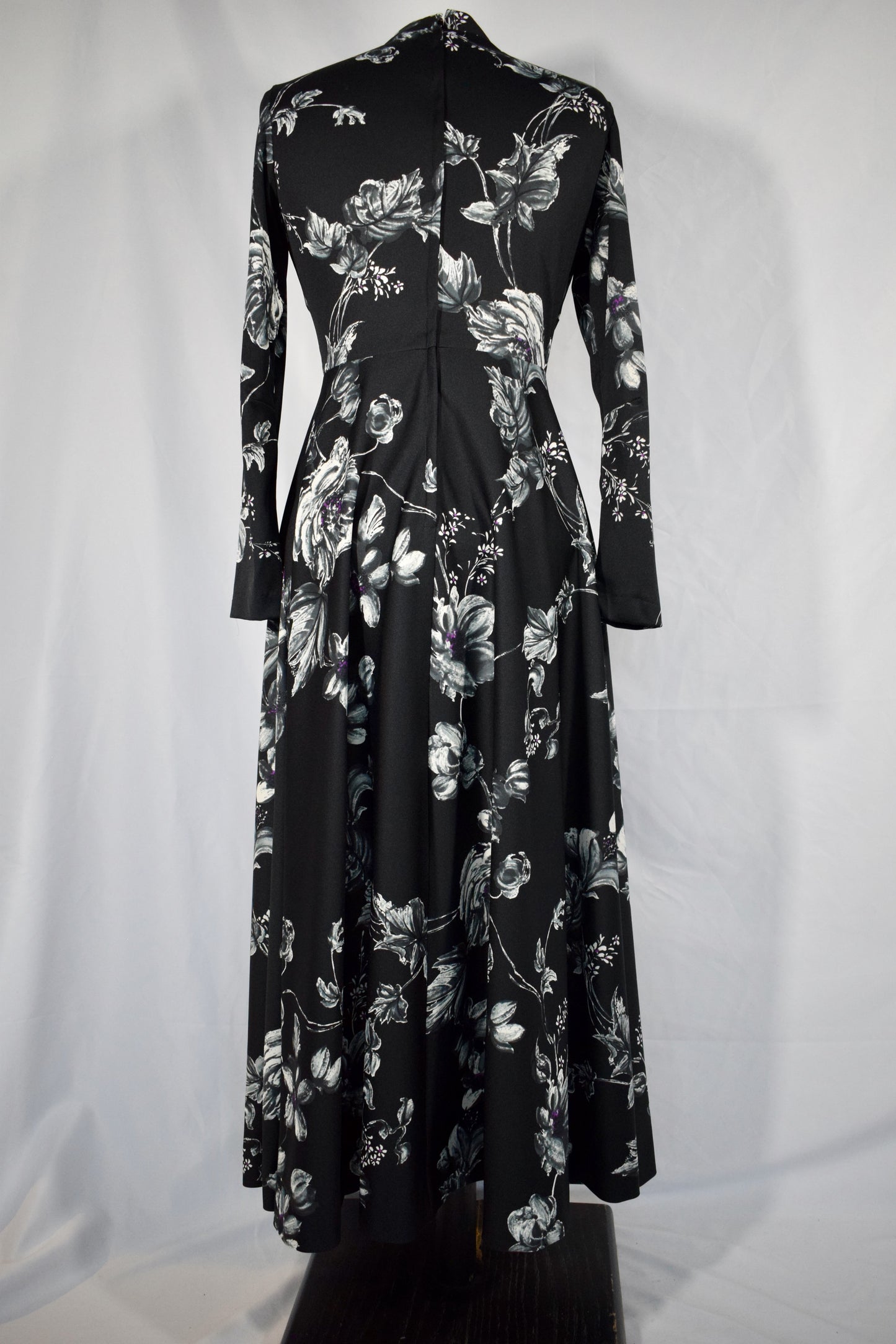 1970s Grey and Purple Floral Dress- D'Allaird's