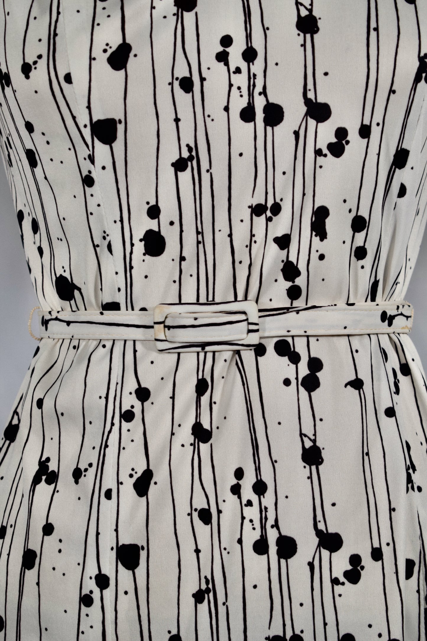 1970s Short sleeved ink spot dress