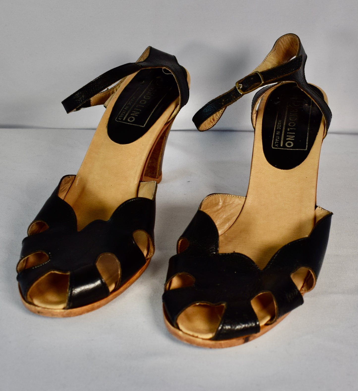 Open-toed shoes- Bandolino