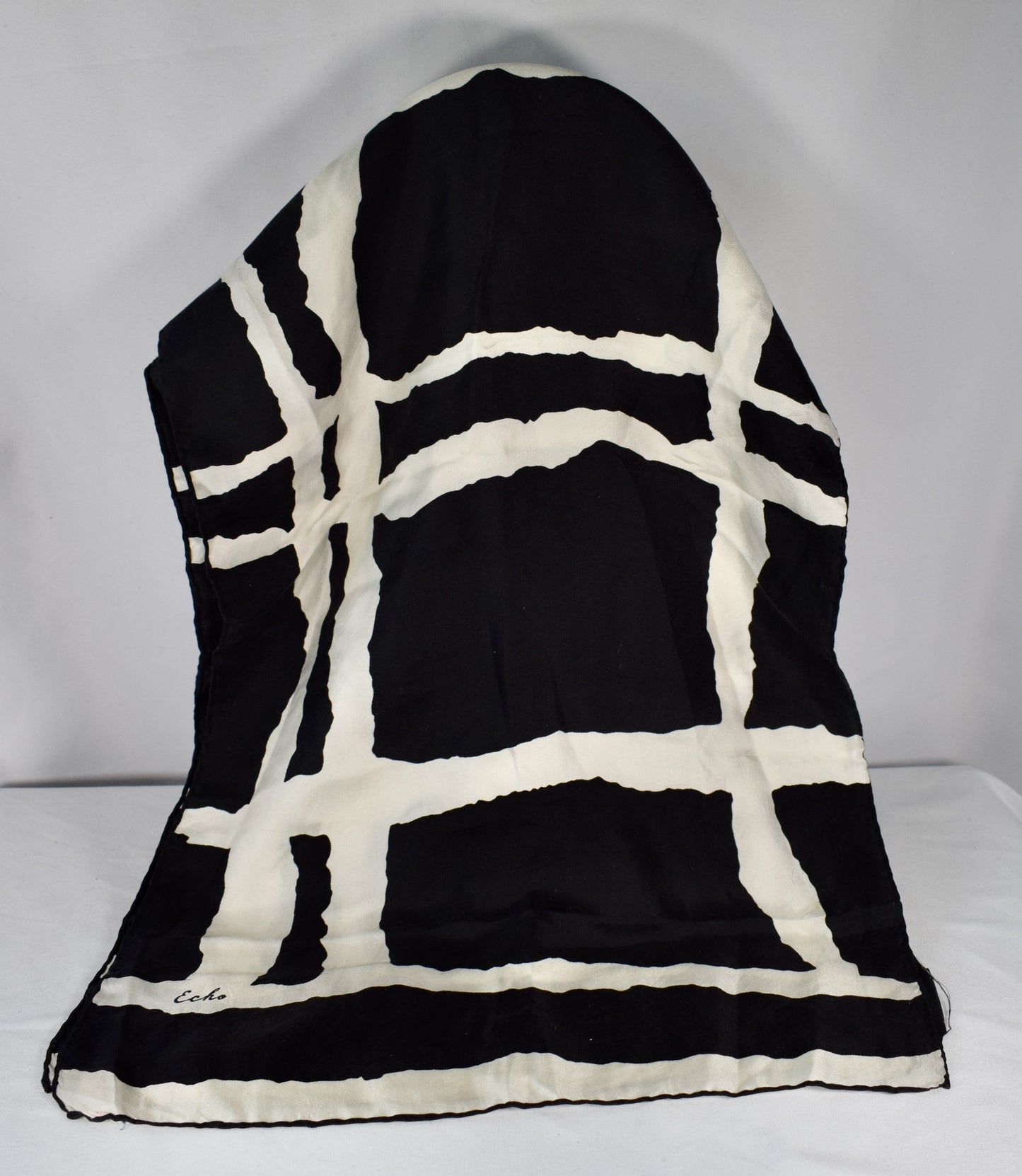 Black and White Hashmark Scarf, Echo
