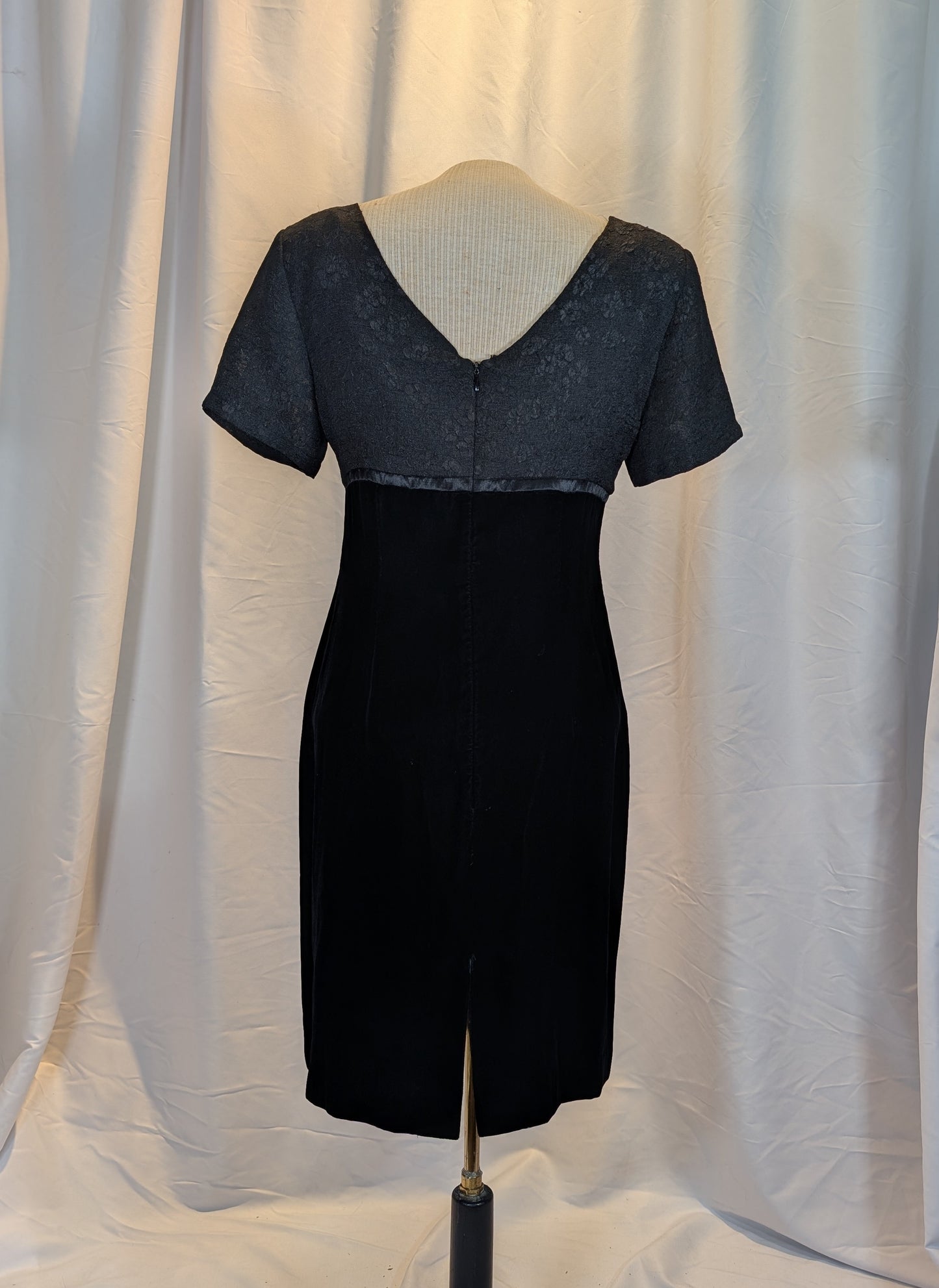 1990s Velvet Empire Dress- Memoires